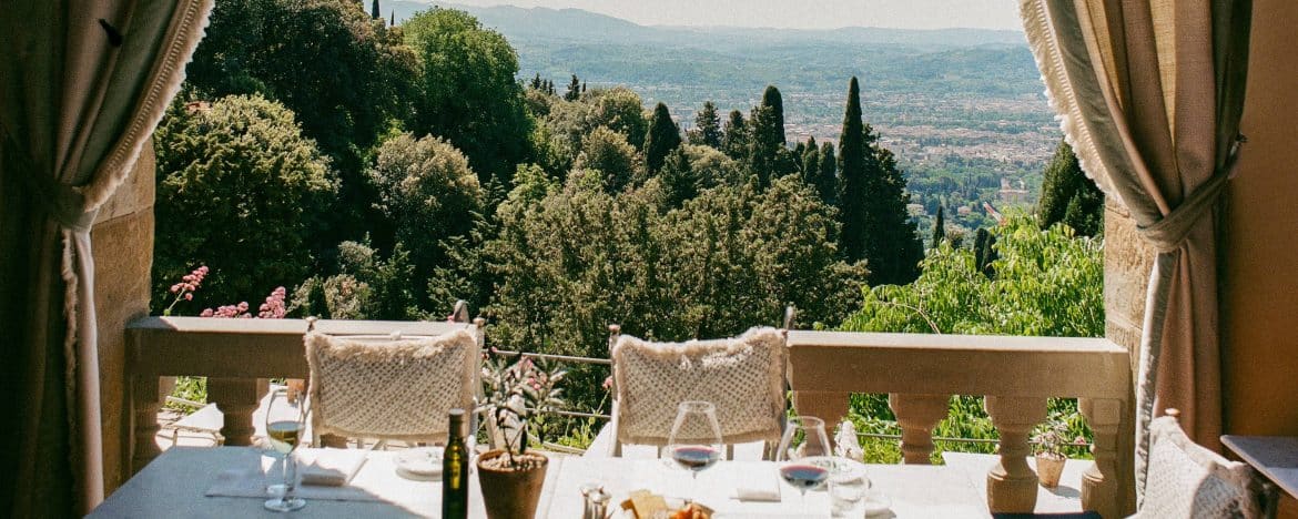 
                Un long week-end en Toscane
                Nuits de luxe au-dessus de Florence
            
