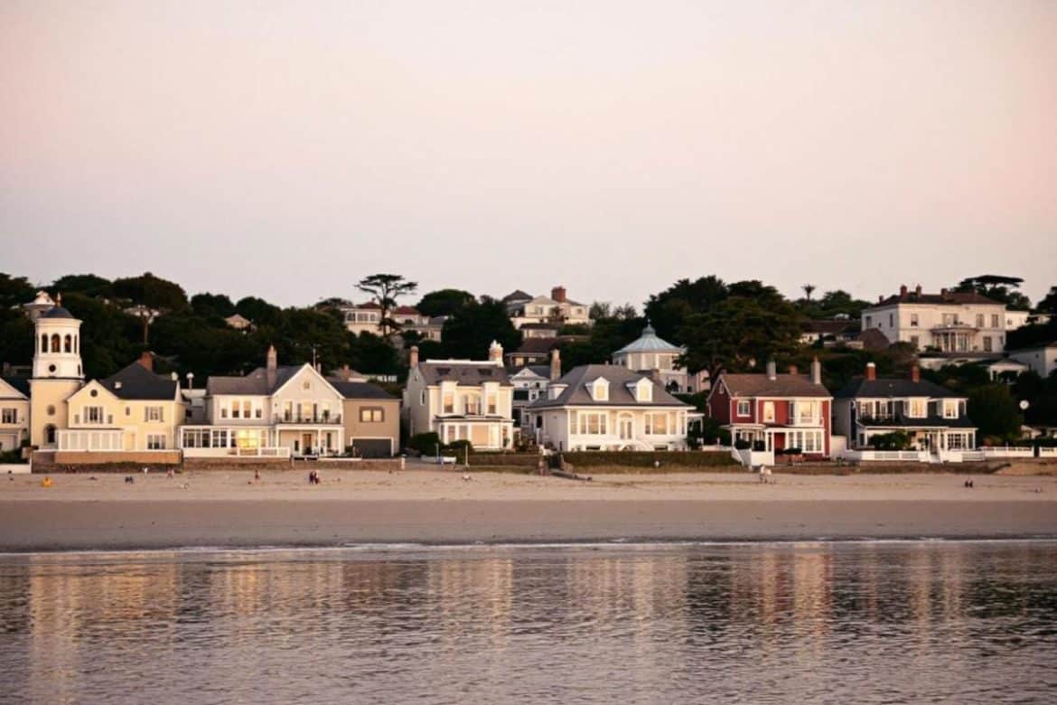 Plus élégante que Arcachon, plus calme que le Cap Ferret : cette station girondine est l’alternative rêvée